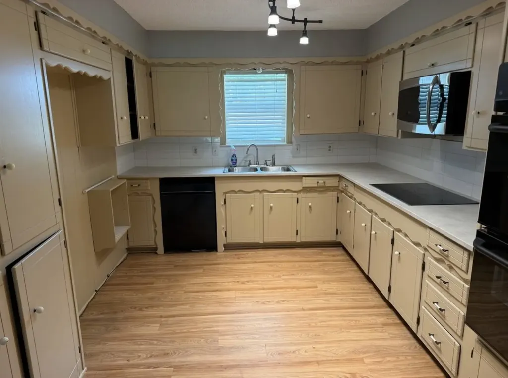 606 Laurence Drive Heath TX 75032