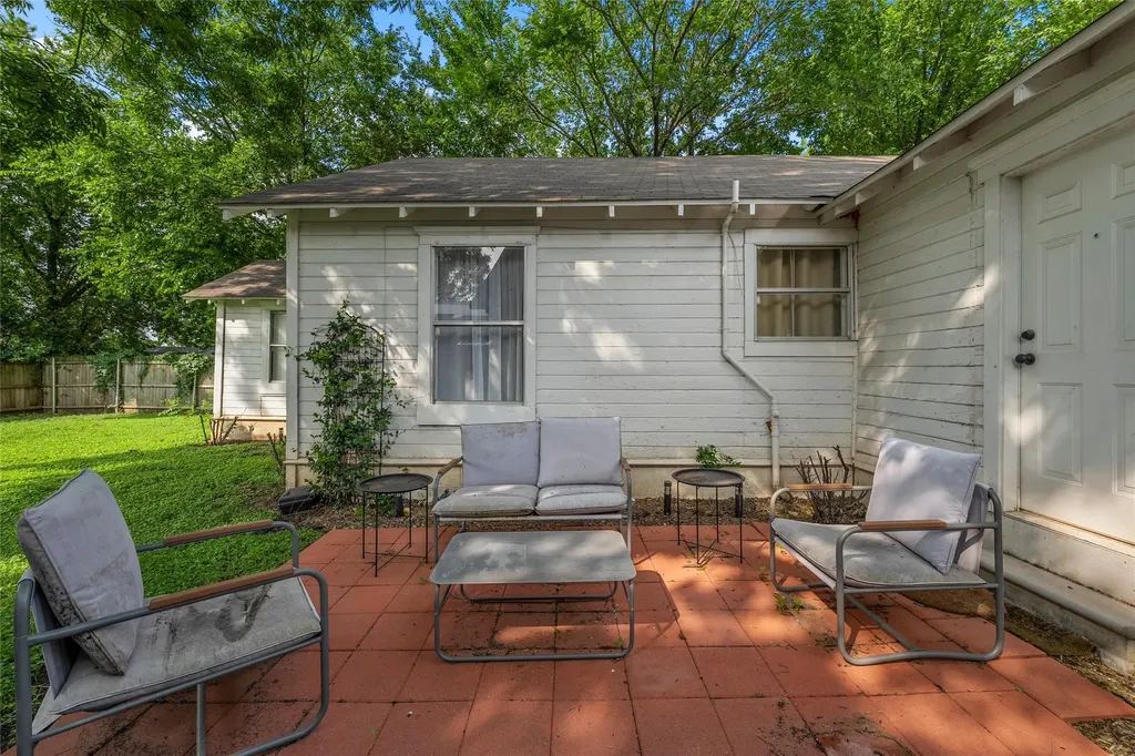 714 Hines Avenue Waco TX 76706