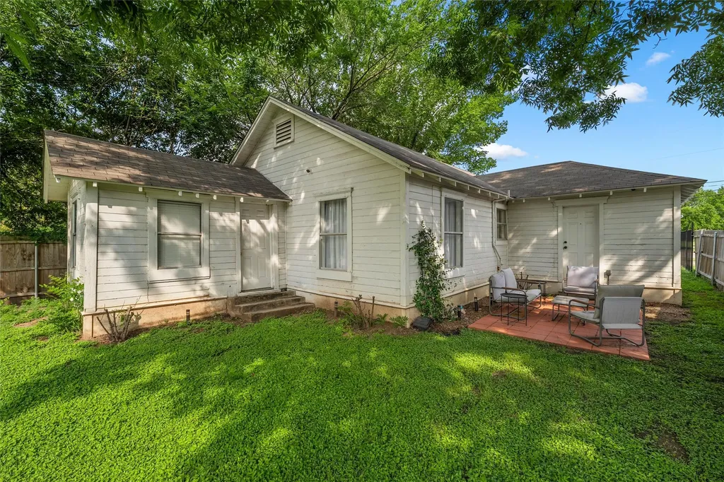 714 Hines Avenue Waco TX 76706