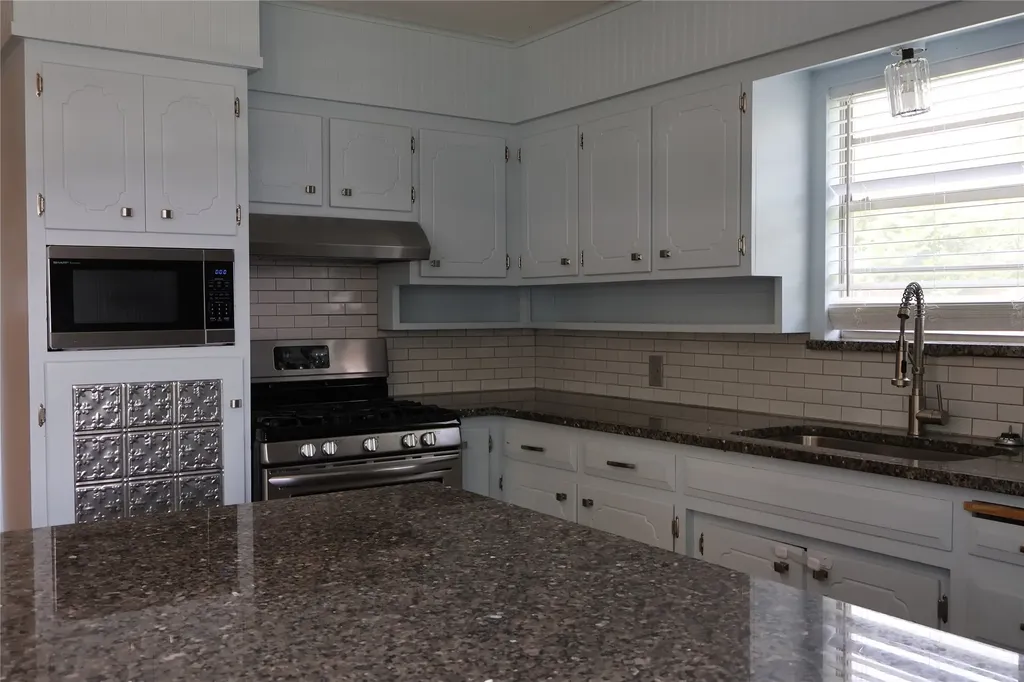 2516 Norfleet Street Sansom Park TX 76114