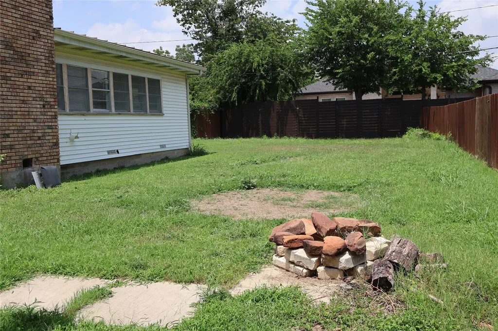 2516 Norfleet Street Sansom Park TX 76114