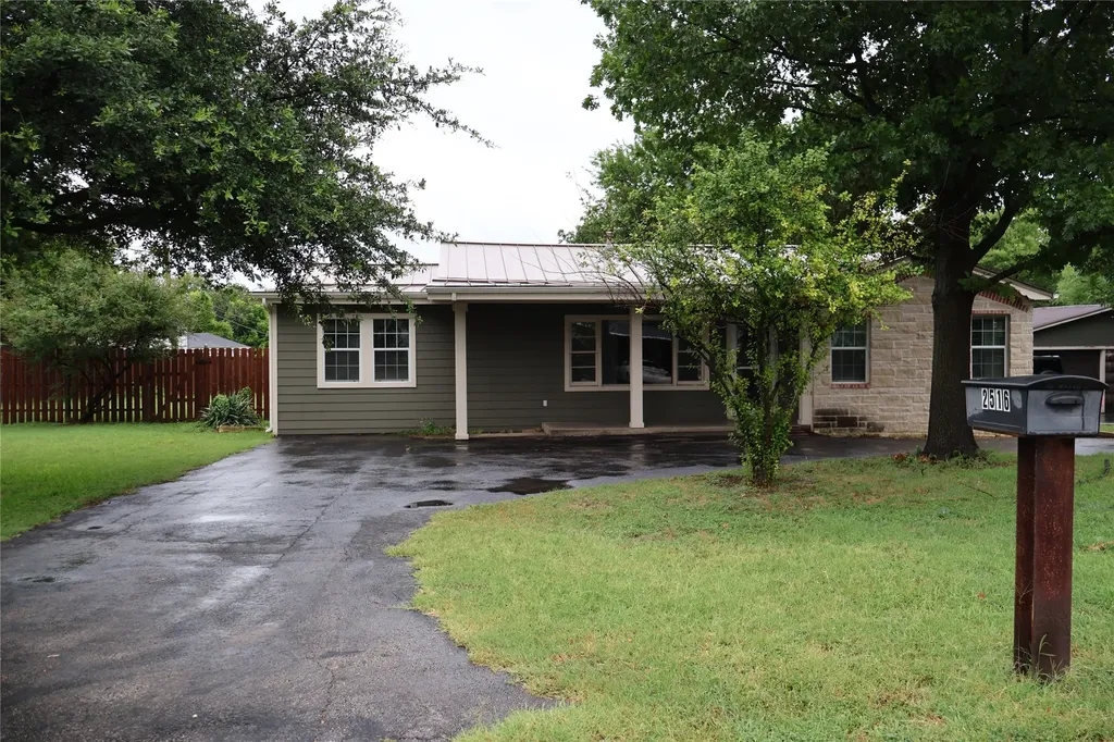 2516 Norfleet Street Sansom Park TX 76114