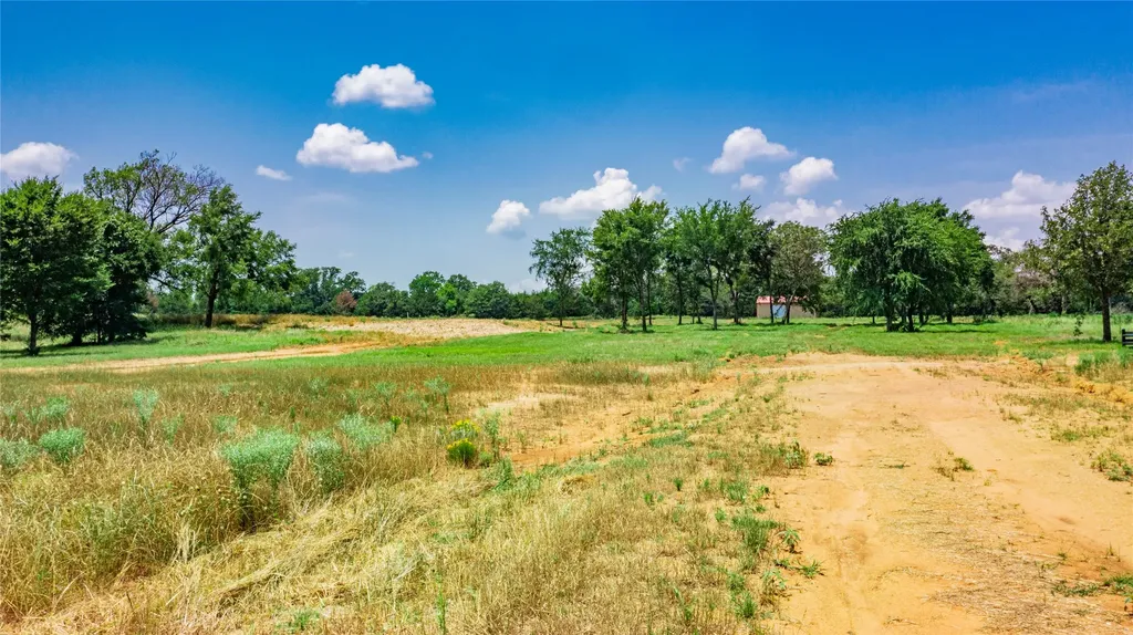 1789 Brumelow Road Whitesboro TX 76273
