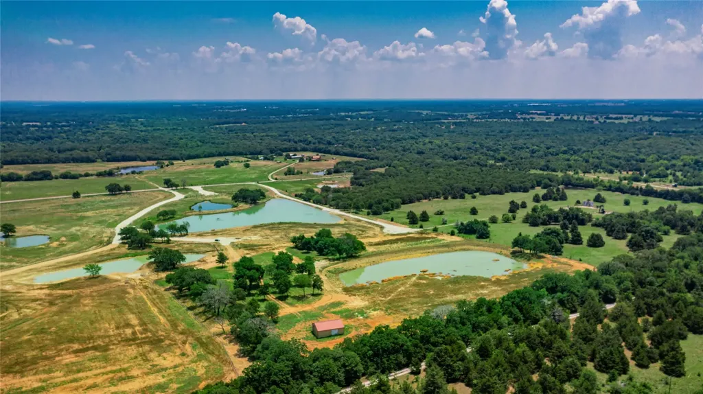 1789 Brumelow Road Whitesboro TX 76273