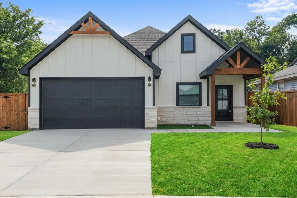 510 Paradise Street Fort Worth TX 76111