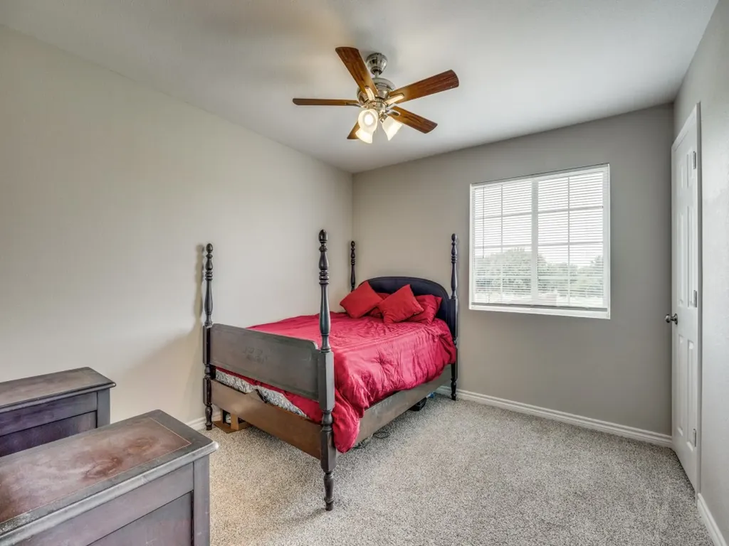 411 W Houston Street Leonard TX 75452