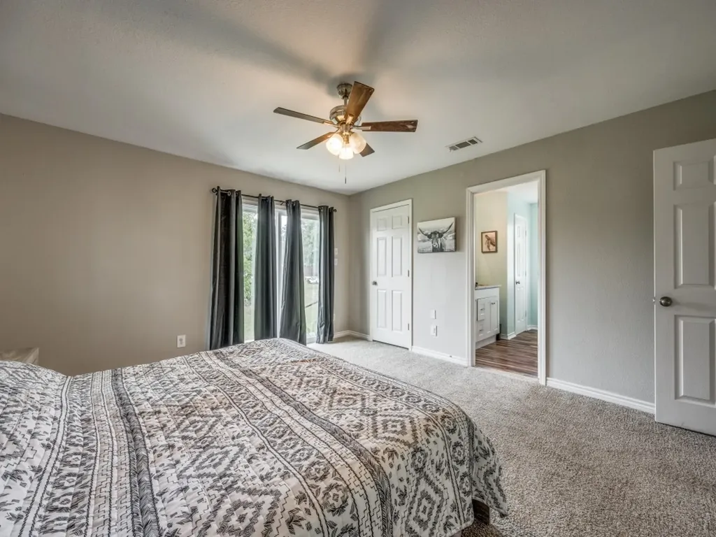 411 W Houston Street Leonard TX 75452