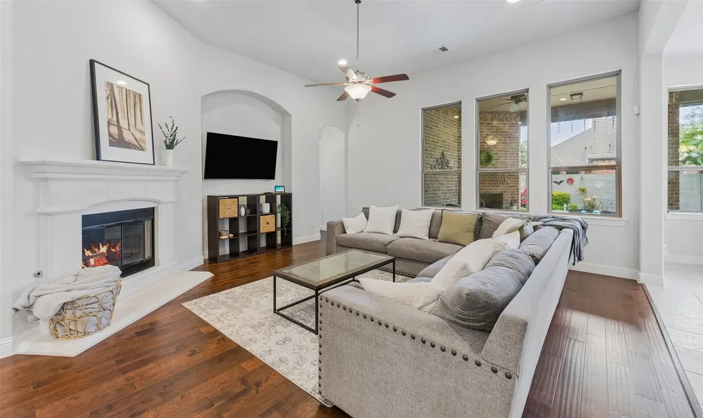 1509 9th Street Argyle TX 76226
