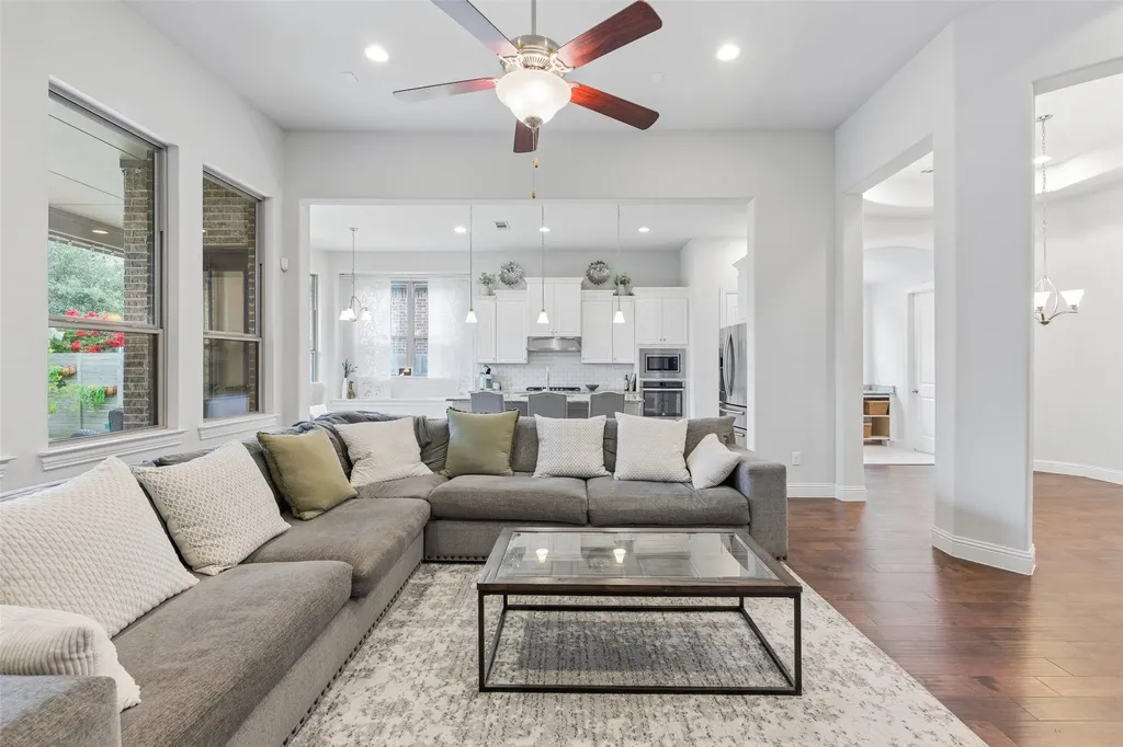 1509 9th Street Argyle TX 76226
