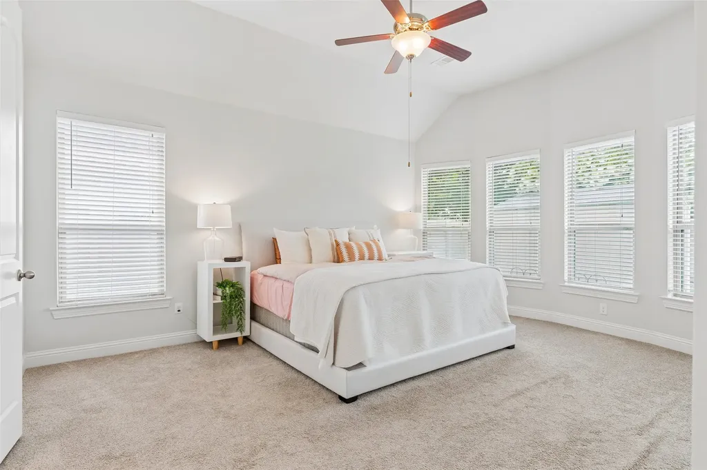 1509 9th Street Argyle TX 76226