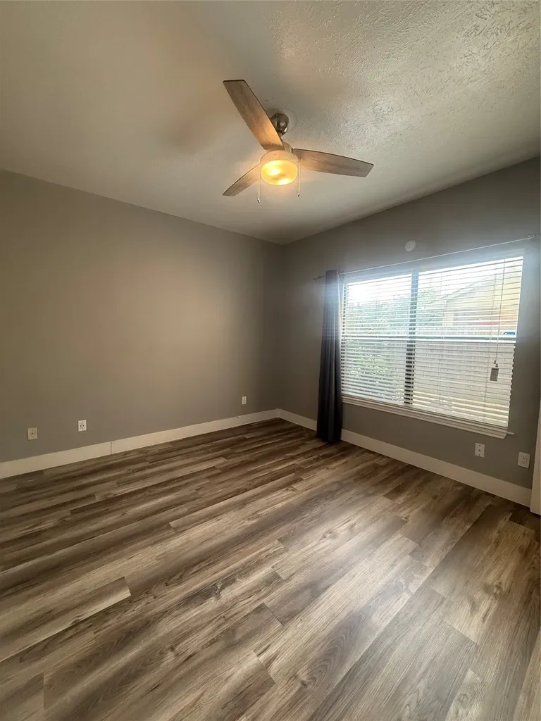 13327 Daystrom Court Dallas TX 75243