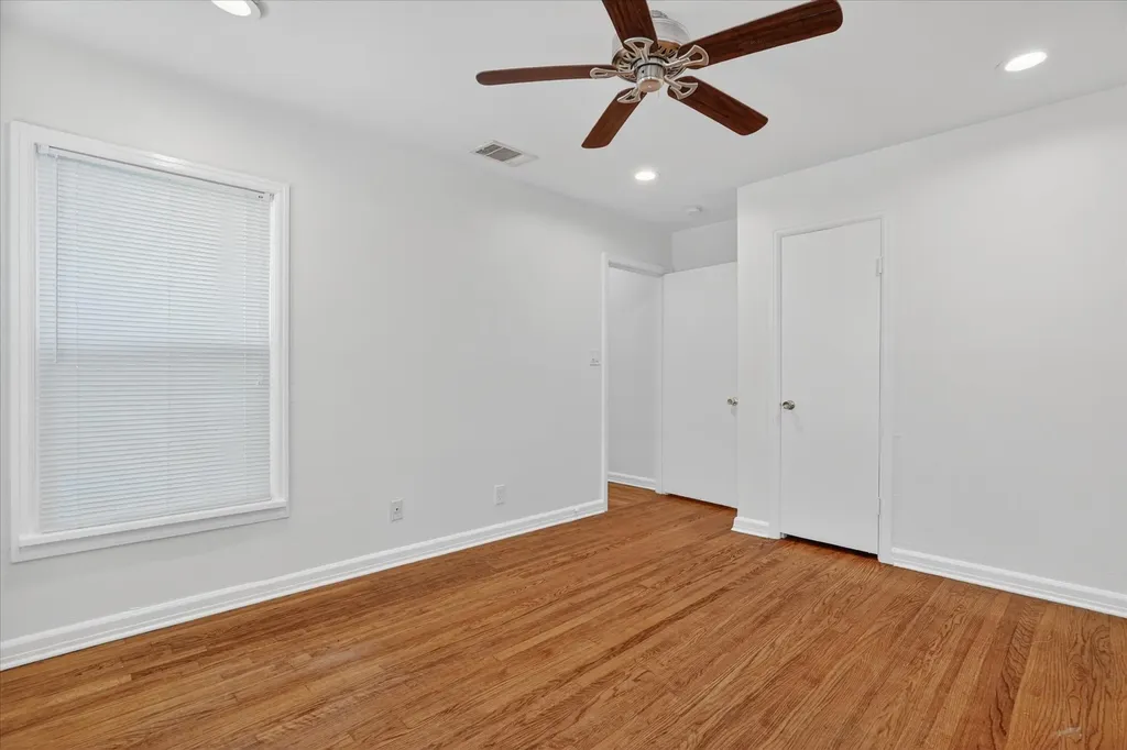 4309 Curzon Avenue Fort Worth TX 76107