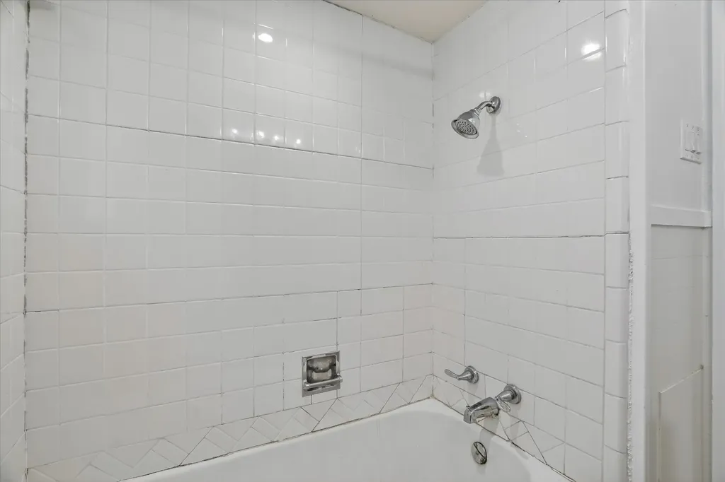 4309 Curzon Avenue Fort Worth TX 76107