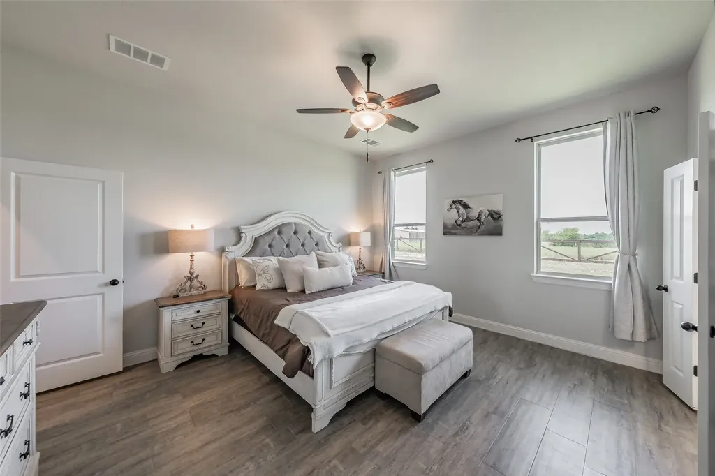 2230 County Road 2360 Decatur TX 76234