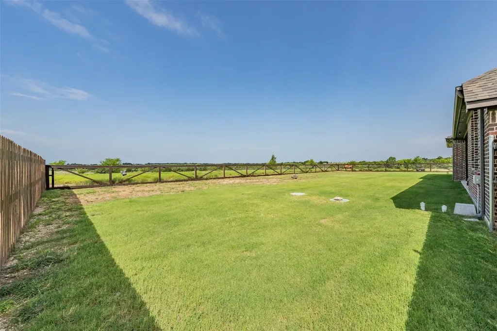 2230 County Road 2360 Decatur TX 76234