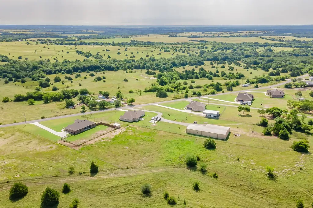 2230 County Road 2360 Decatur TX 76234