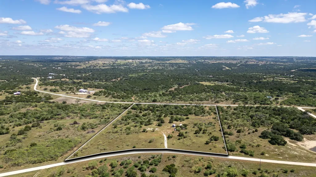 1520 Pr 4212 Evant TX 76525