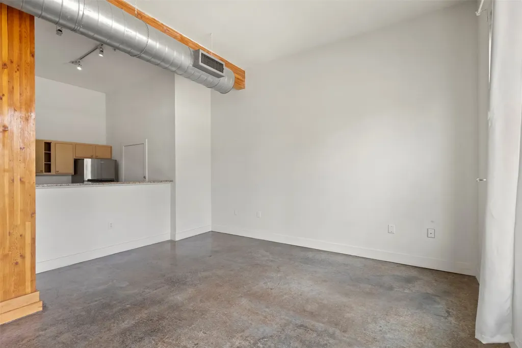 2502 Live Oak Street Dallas TX 75204