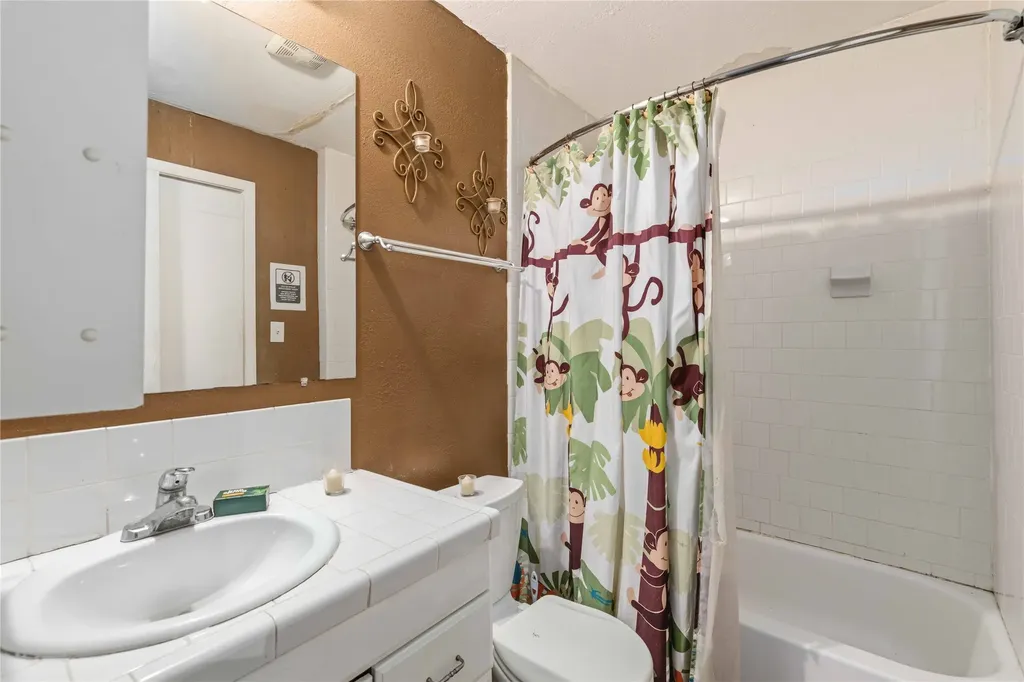 775 County Road 194 Coleman TX 76834