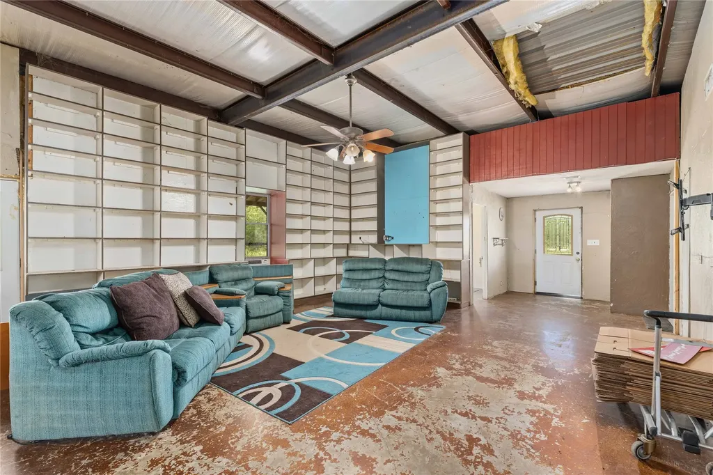 775 County Road 194 Coleman TX 76834