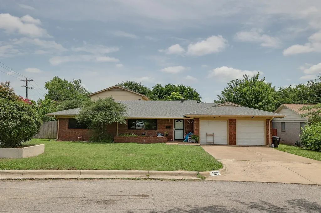7001 Overhill Road Fort Worth TX 76116