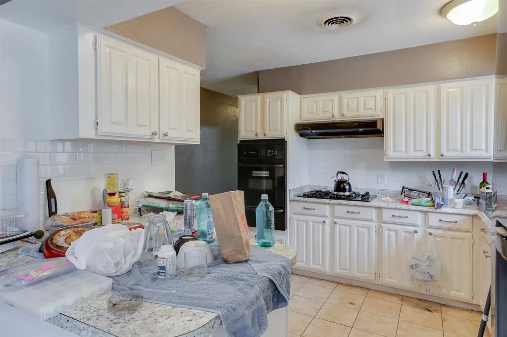 7001 Overhill Road Fort Worth TX 76116