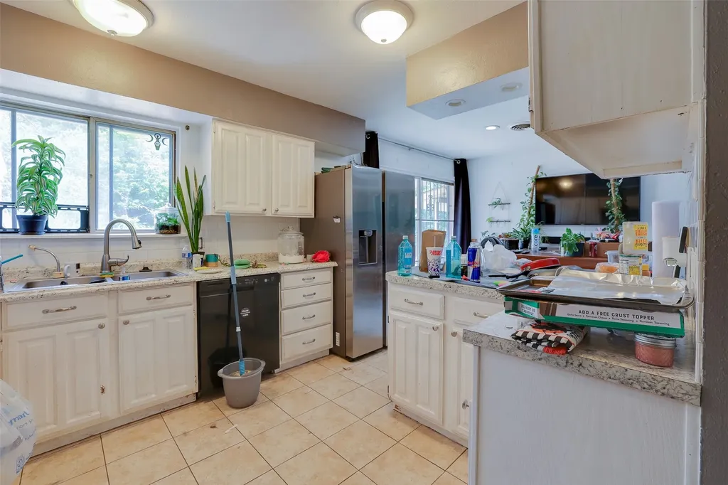 7001 Overhill Road Fort Worth TX 76116