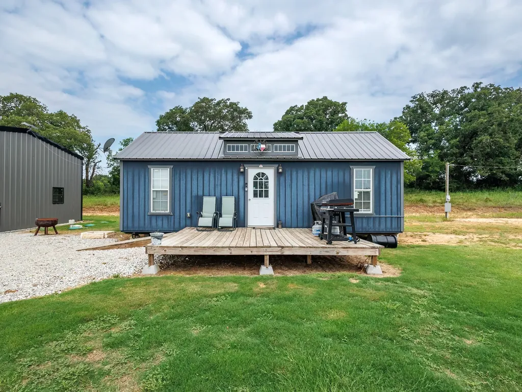 3105 Highway 2861 Comanche TX 76442