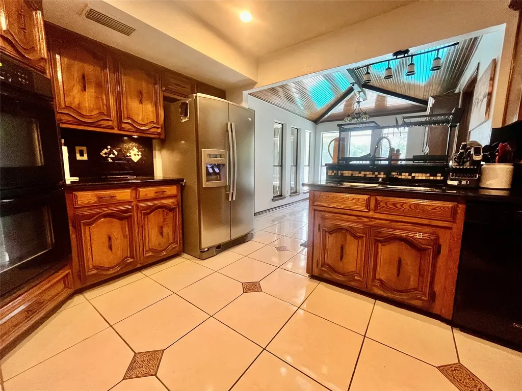 1826 Green Tree Lane Duncanville TX 75137