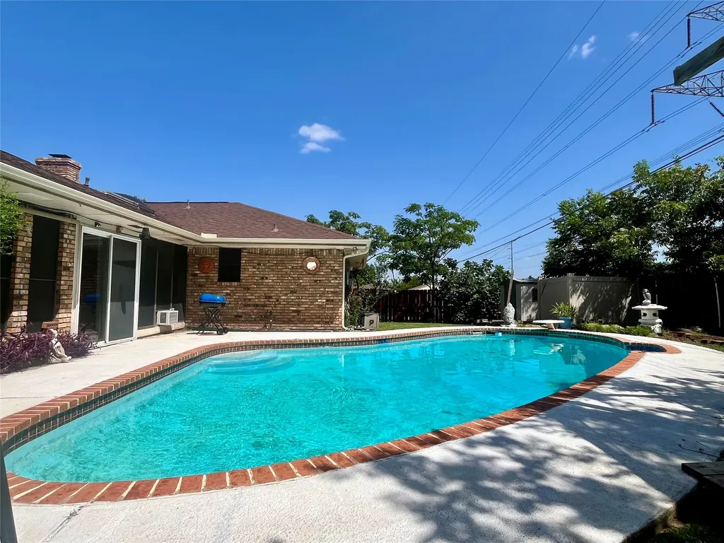 1826 Green Tree Lane Duncanville TX 75137