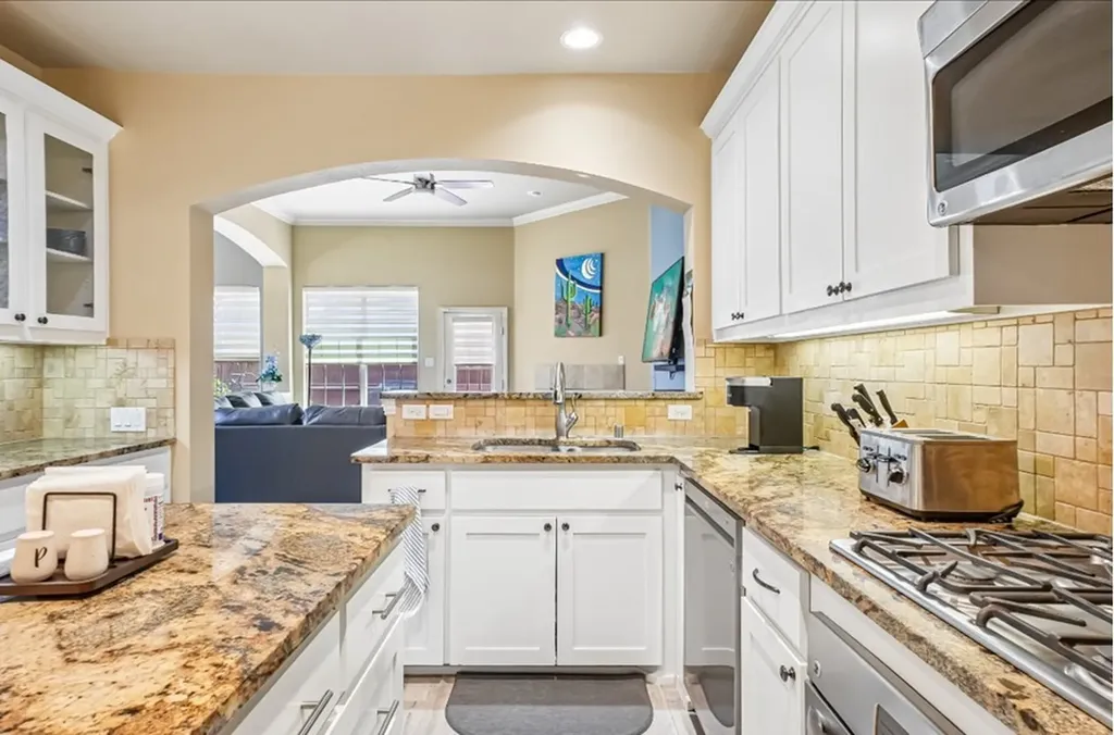 6118 Shoal Creek Trail Garland TX 75044