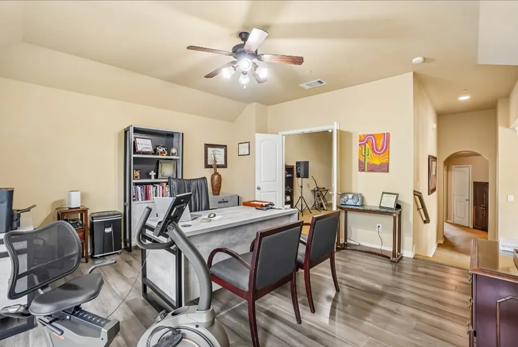 6118 Shoal Creek Trail Garland TX 75044