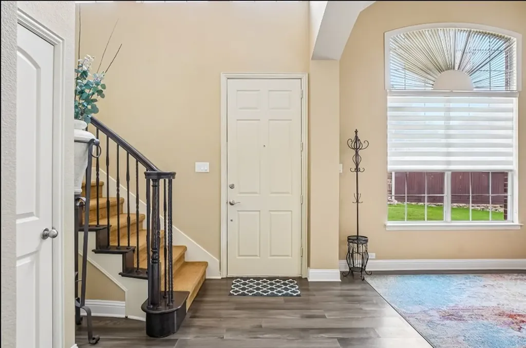 6118 Shoal Creek Trail Garland TX 75044