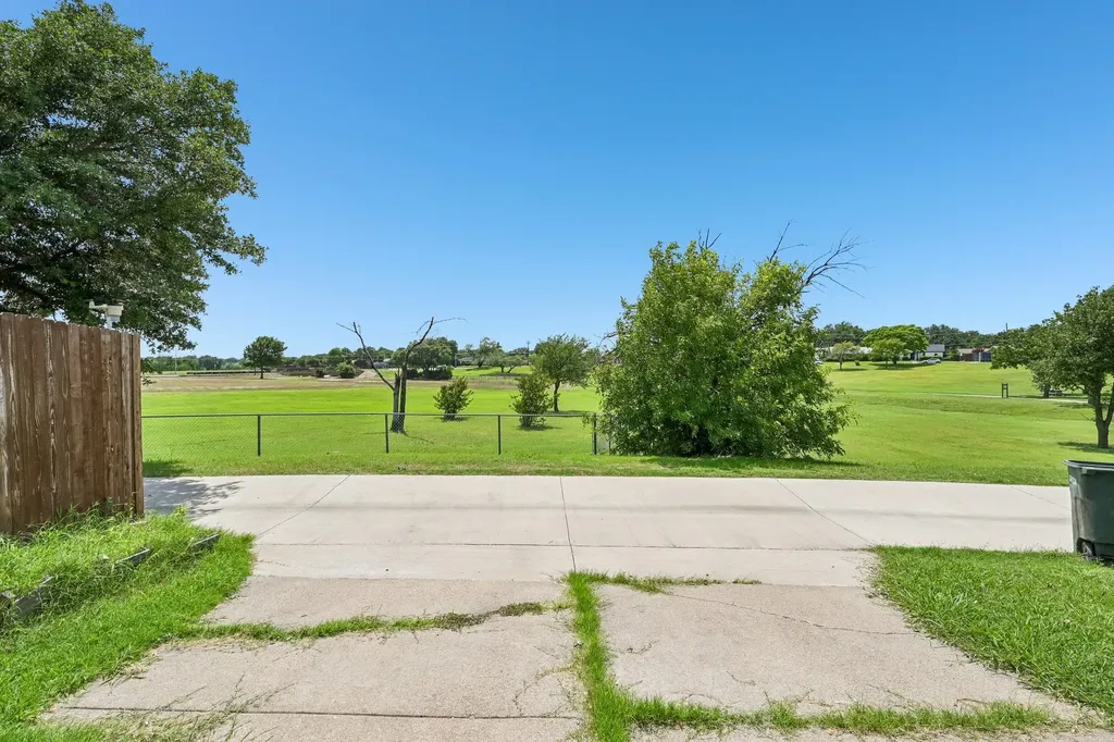 3049 Ravine Trail Carrollton TX 75007