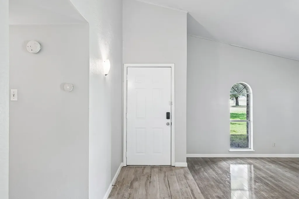 3049 Ravine Trail Carrollton TX 75007