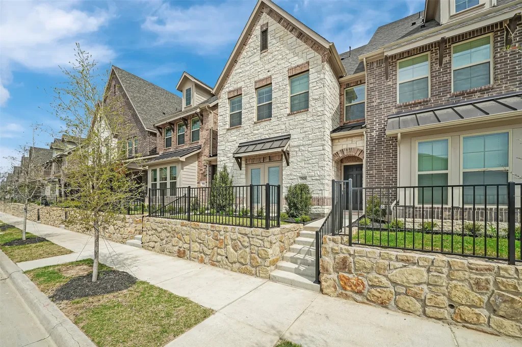 7929 Bayside Drive Rowlett TX 75088