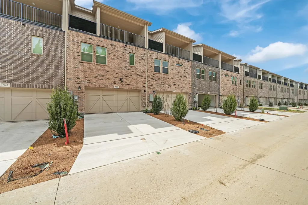 7929 Bayside Drive Rowlett TX 75088