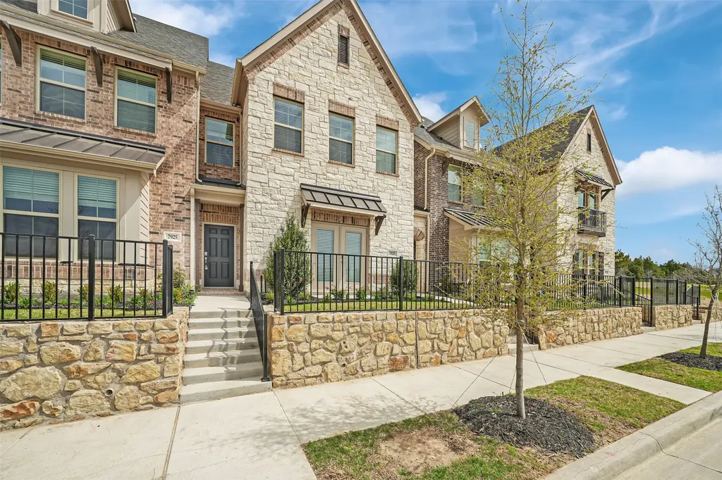 7929 Bayside Drive Rowlett TX 75088
