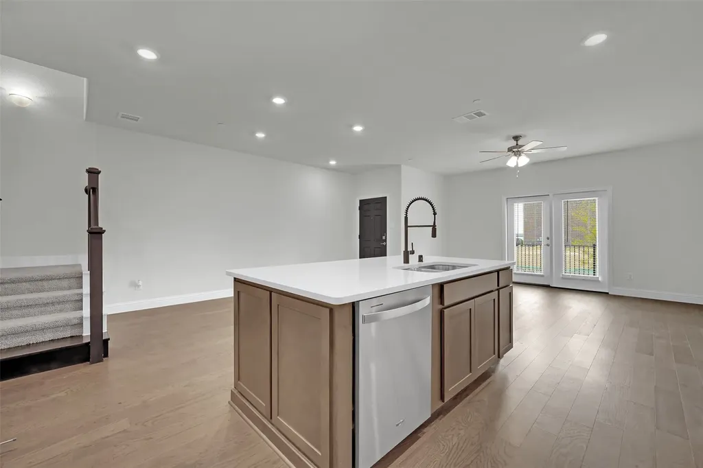 7929 Bayside Drive Rowlett TX 75088