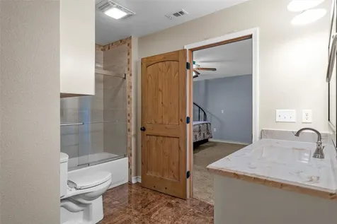 586 Fm 1242 Abbott TX 76621