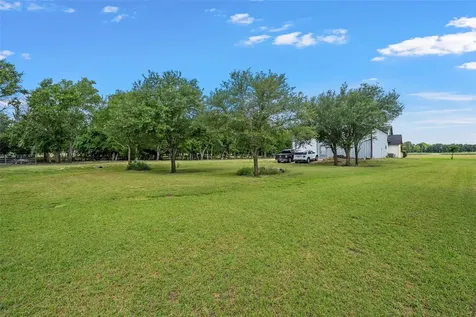586 Fm 1242 Abbott TX 76621