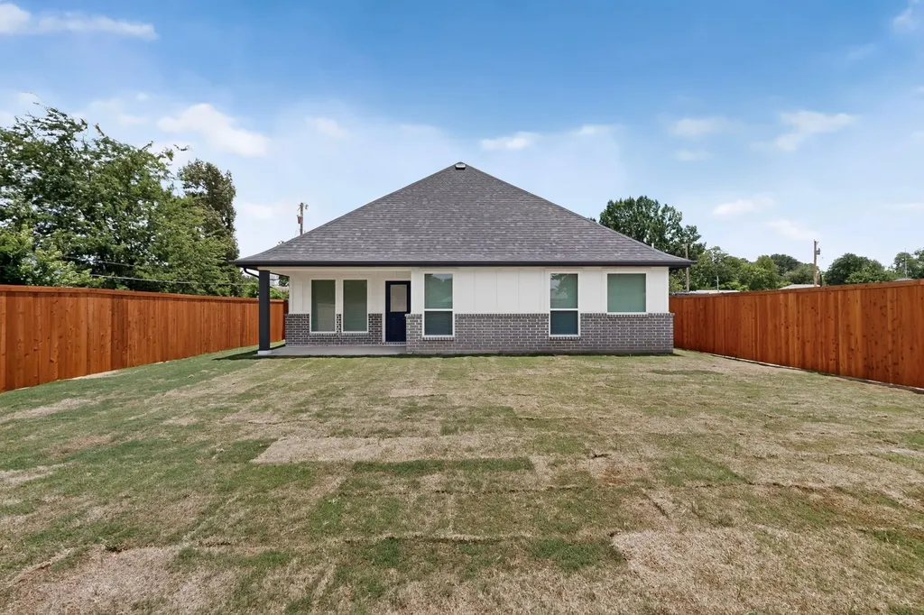 205 Boone Street Edgewood TX 75117