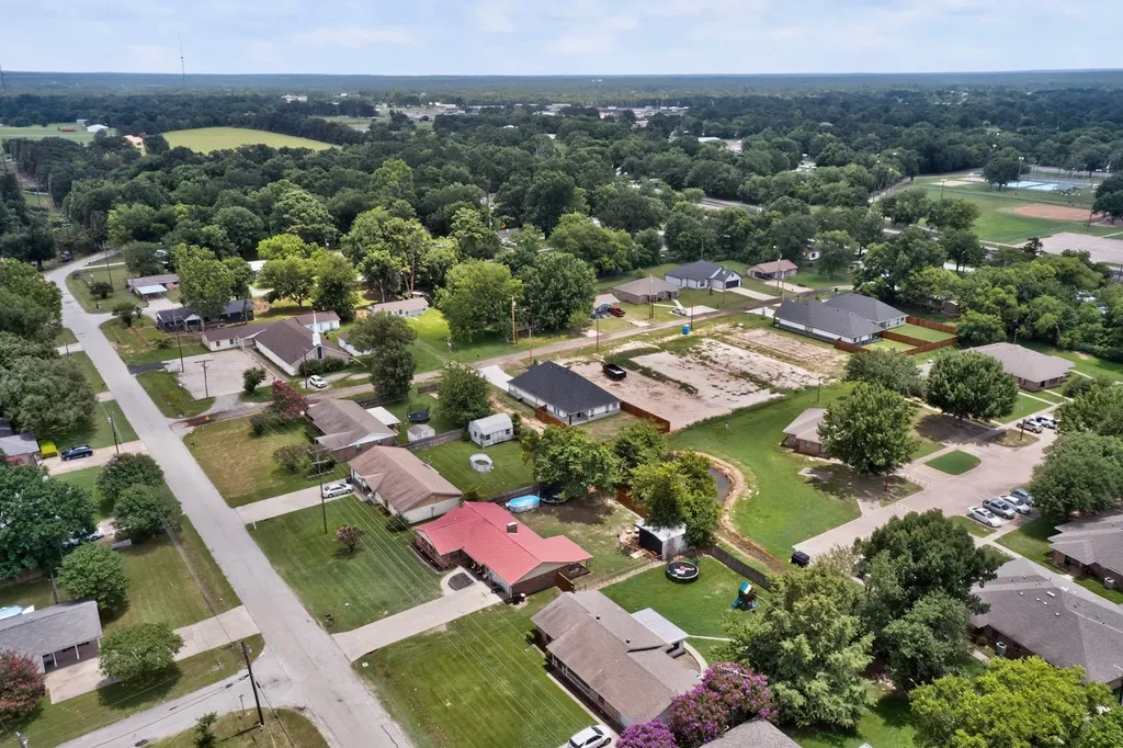 205 Boone Street Edgewood TX 75117
