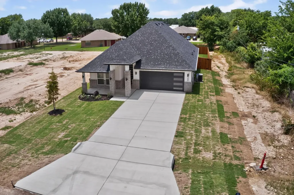 205 Boone Street Edgewood TX 75117