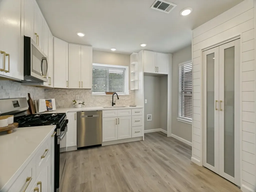 1653 Crosshaven Drive Lewisville TX 75077