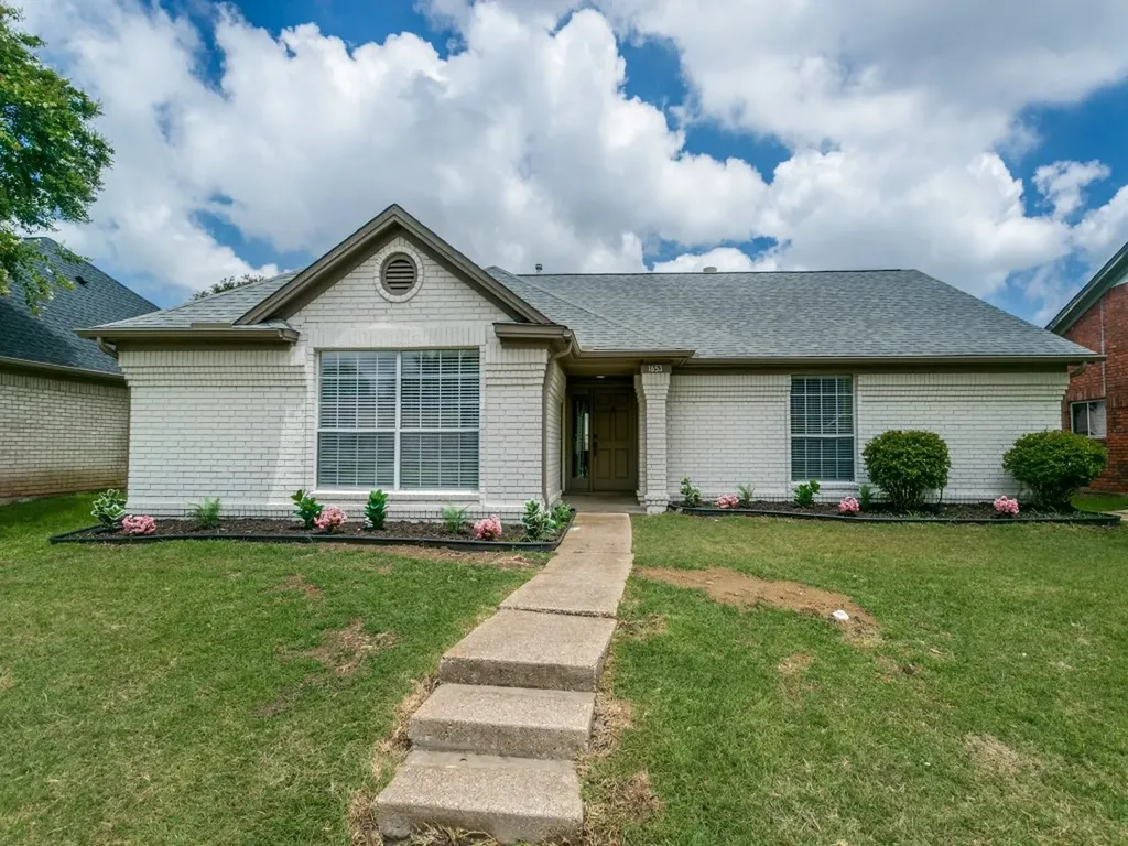1653 Crosshaven Drive Lewisville TX 75077