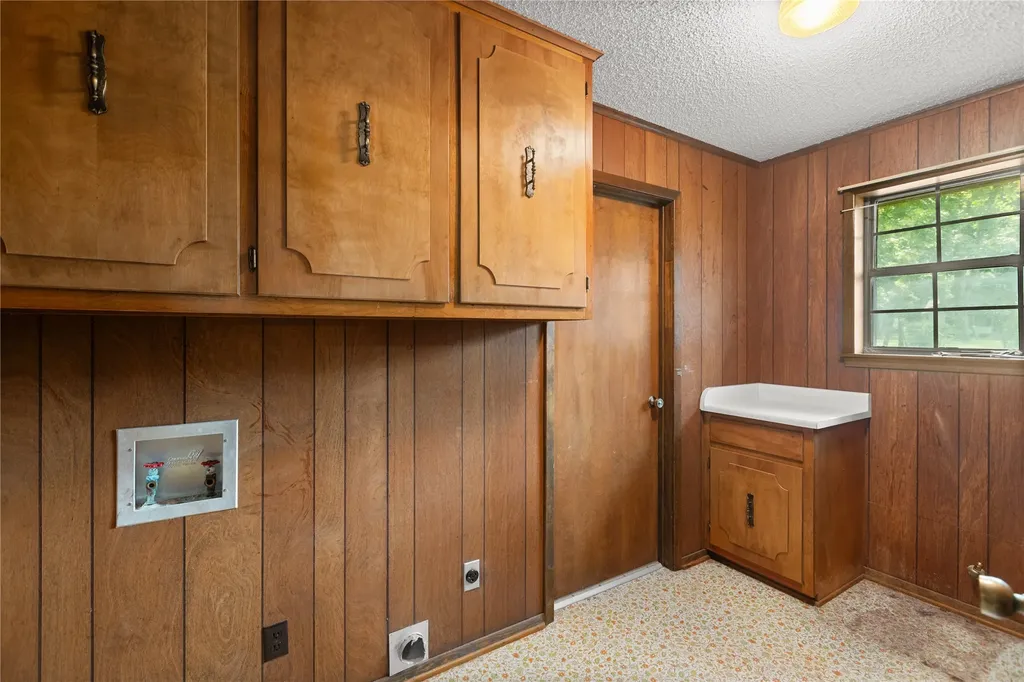 209 N Harrison Street Roxton TX 75477