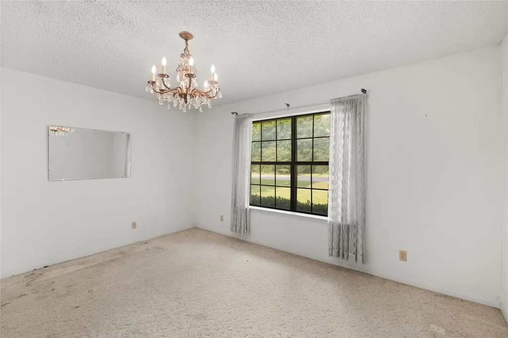 209 N Harrison Street Roxton TX 75477