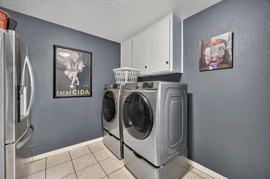 8920 Kincaid Drive Benbrook TX 76116