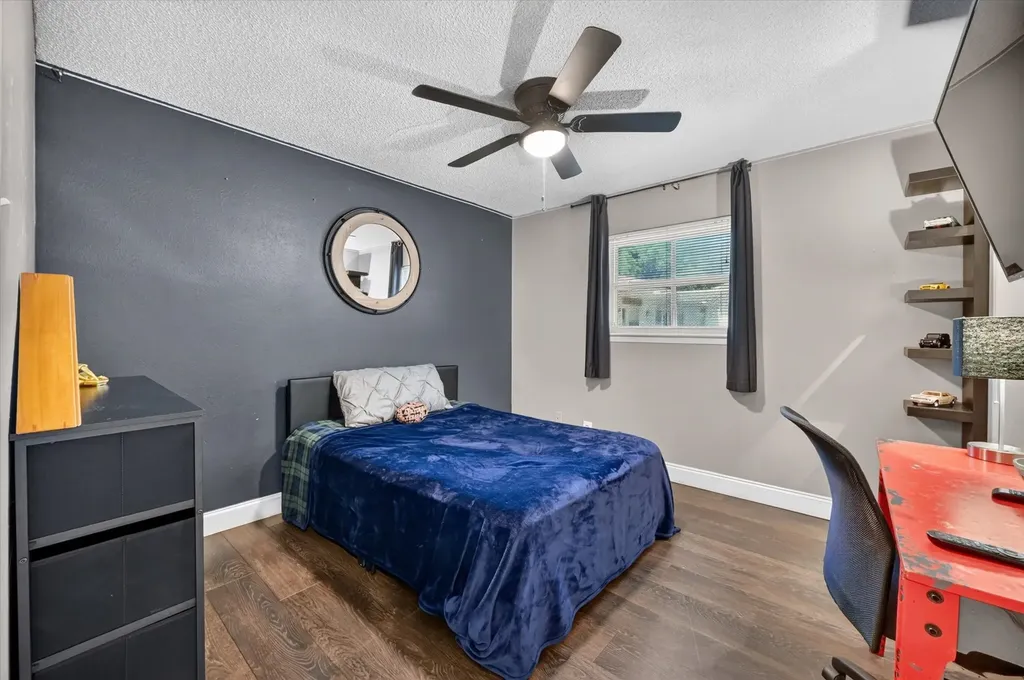 8920 Kincaid Drive Benbrook TX 76116